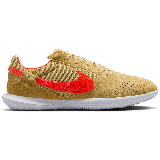 Nike Street Gato
