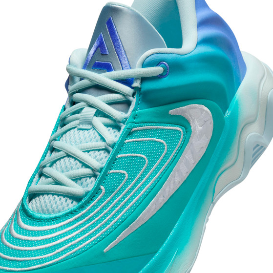 Nike Giannis Immortality 4