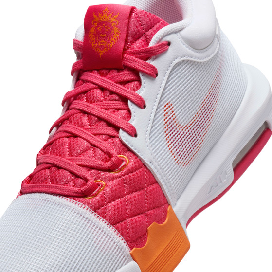 Nike LeBron Witness VIII