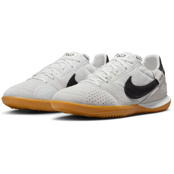Nike Street Gato