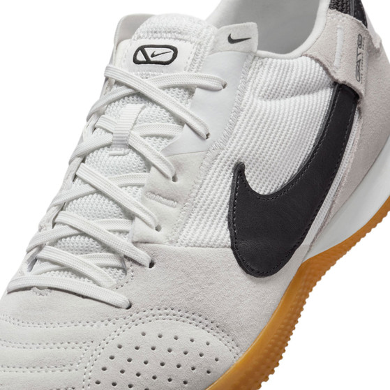 Nike Street Gato