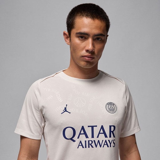Nike Paris Saint-Germain Pre-Match Top 2024/2025