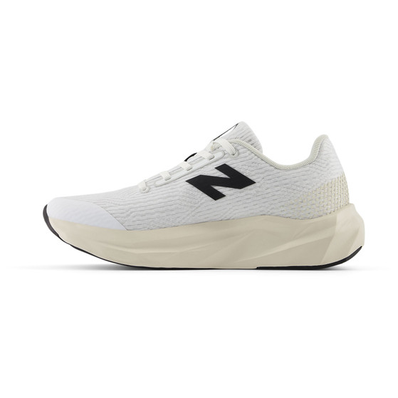 New Balance FuelCell Propel v5  Barn