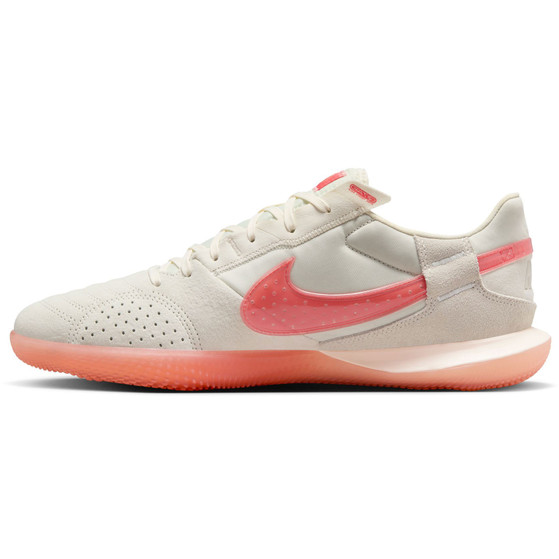 Nike Street Gato