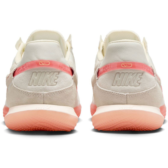 Nike Street Gato