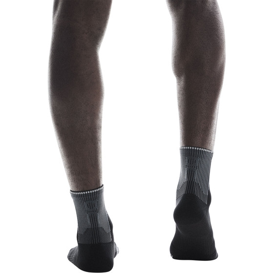 On Performance Run Halbhohe Socken