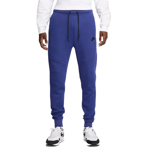 Nike Tech Fleece Trainingsanzug
