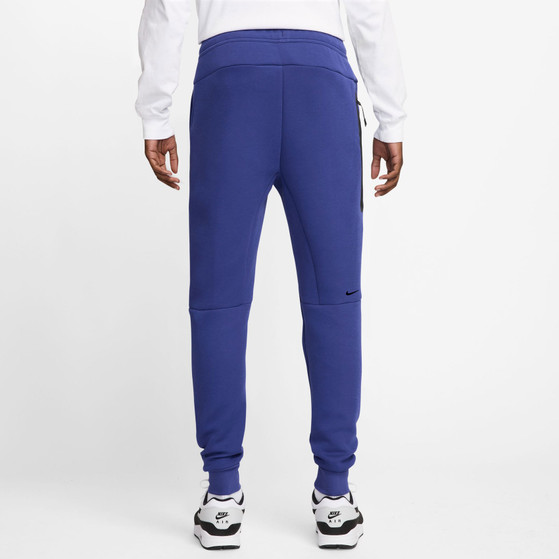 Nike Tech Fleece Trainingsanzug
