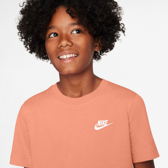 Nike Sportswear Club T-shirt Barn