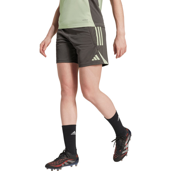 adidas Real Madrid Trainings-Short Damen 2025/2026
