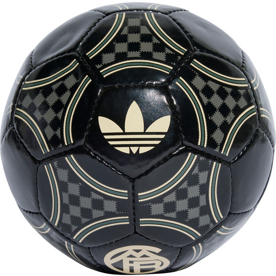adidas Bayern München Club Bal - Maat 5