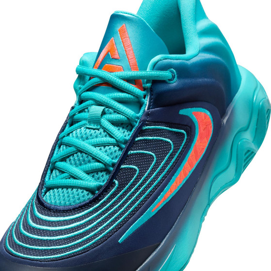 Nike Giannis Immortality 4