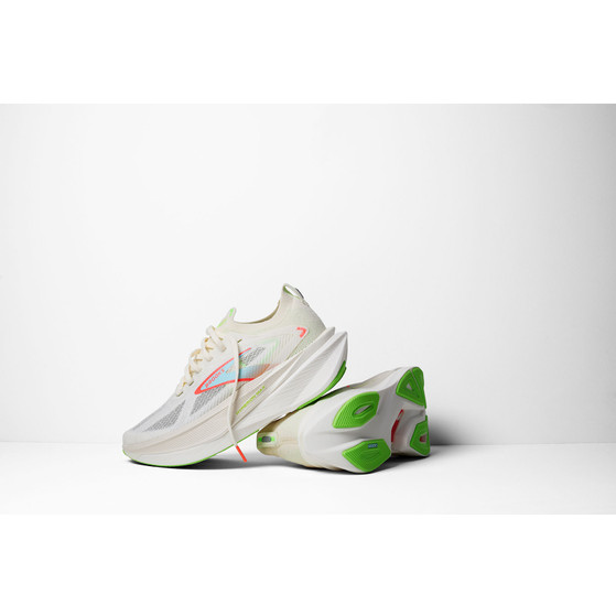 Brooks Hyperion Max 3 Dames