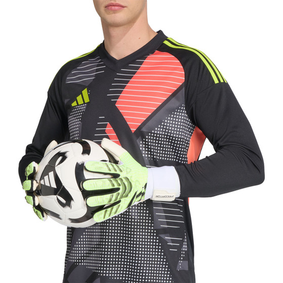 adidas Predator Competition