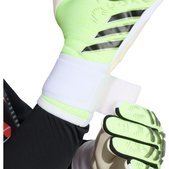 adidas Predator Competition