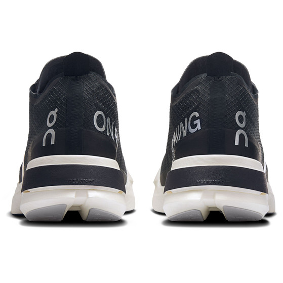 On Cloudboom Strike Dam