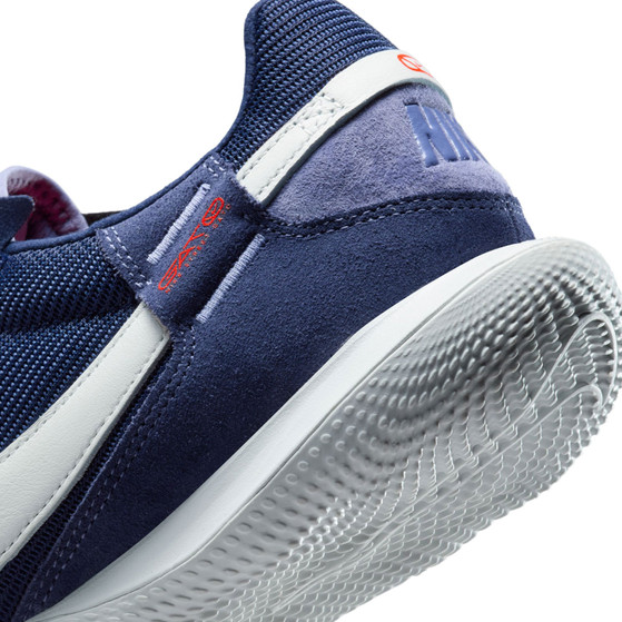 Nike Street Gato