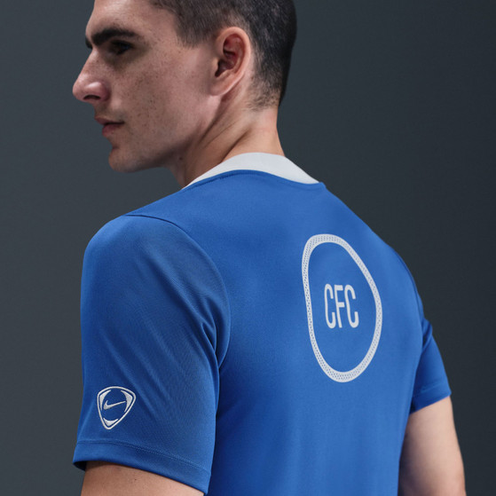 Nike Chelsea Pre-Match Top 2025/2026