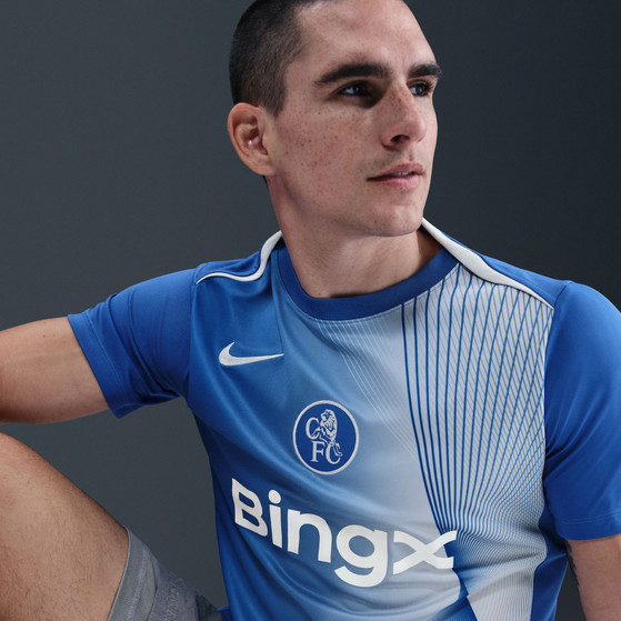 Nike Chelsea Pre-Match Top 2025/2026