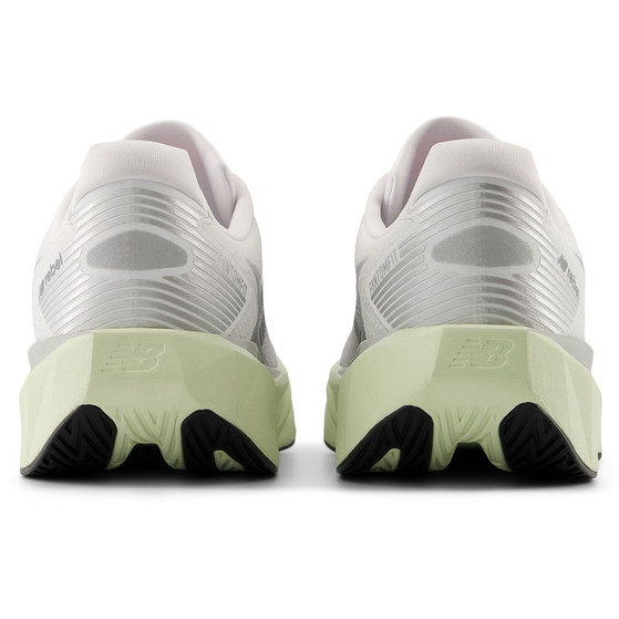 New Balance Fuelcell Rebel v5 Dames