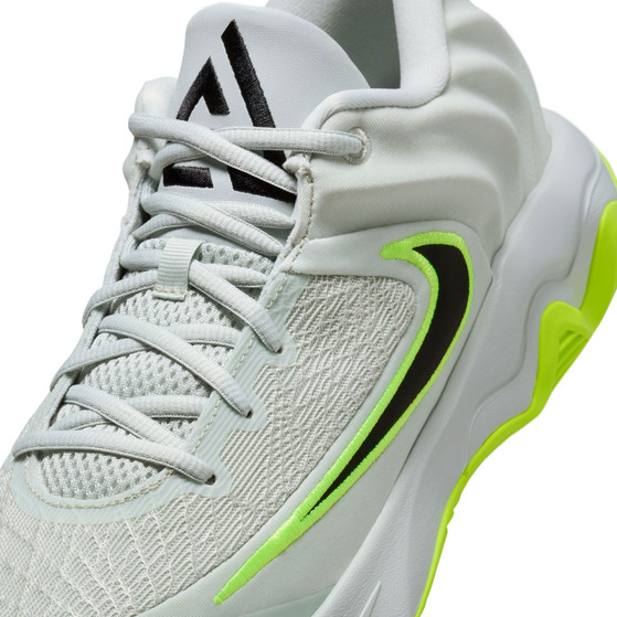 Nike Giannis Immortality 4