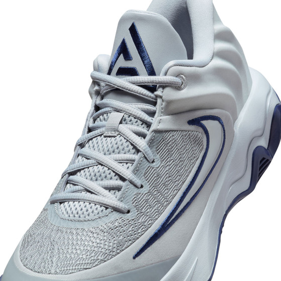 Nike Giannis Immortality 4