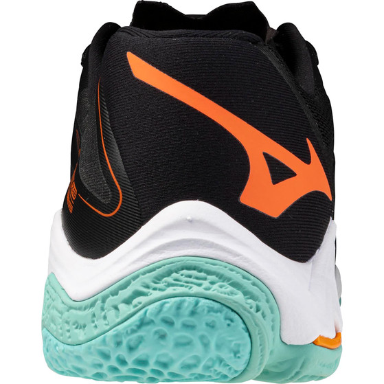 Mizuno Wave Lightning Z8