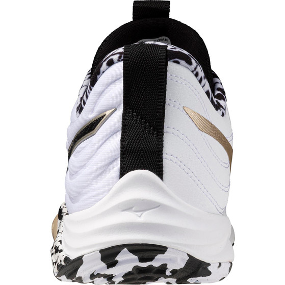 Mizuno Wave Momentum Elite