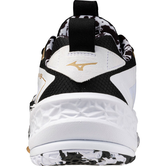 Mizuno Wave Stealth Neo 2