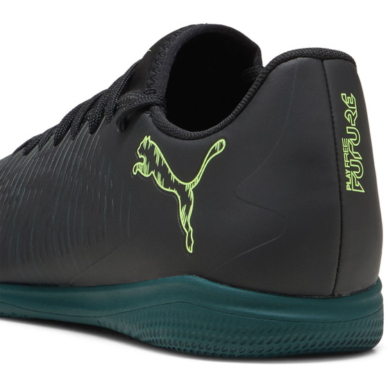 PUMA Future 8 Play Indoor/Futsal