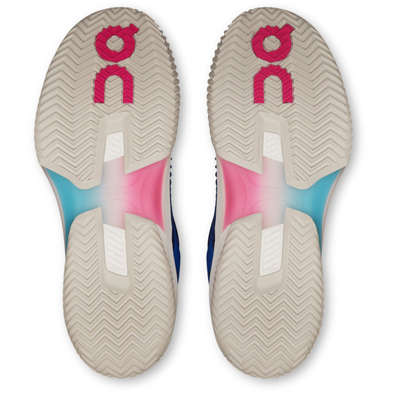 On The Roger Pro Fire Clay Men