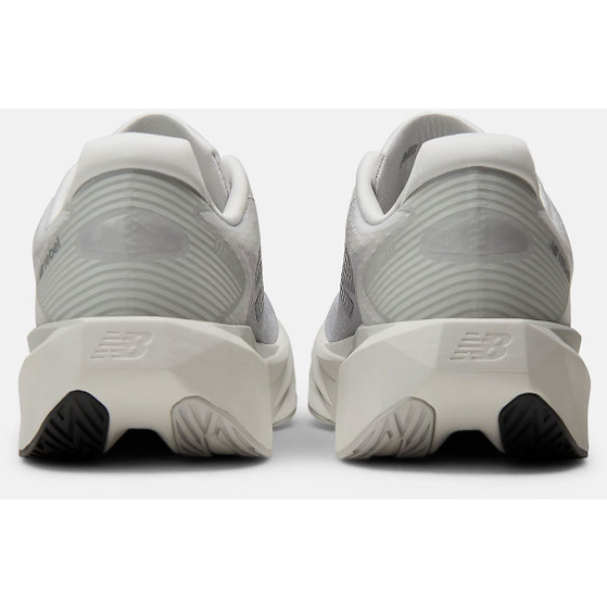 New Balance Fuelcell Rebel v5 Heren