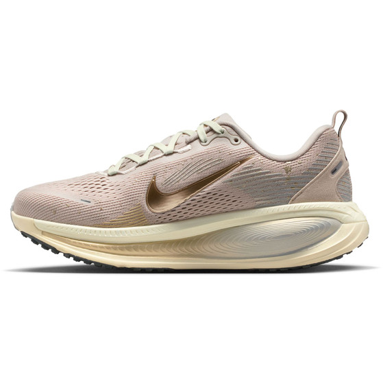 Nike Vomero 18 SE Women