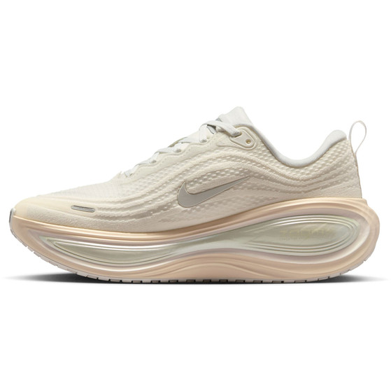 Nike Vomero Plus ESS Dames