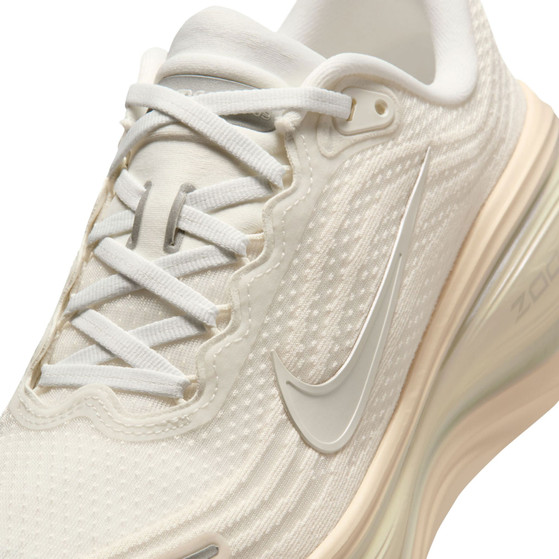 Nike Vomero Plus ESS Dames