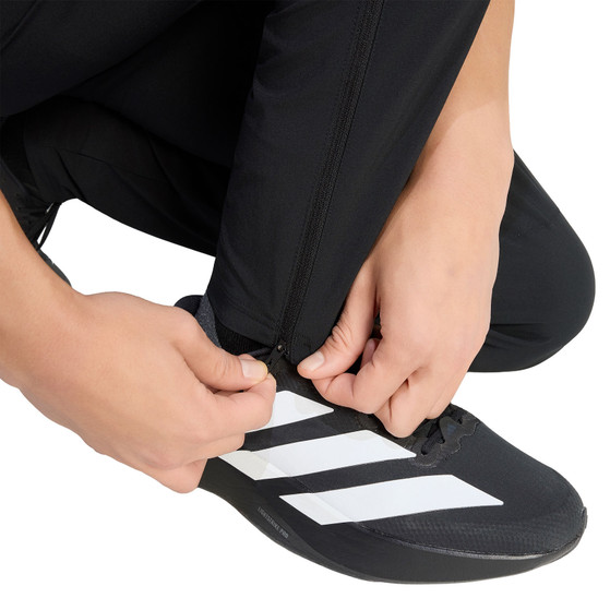 adidas Real Madrid Tiro Travel Trainingspak 2025/2026