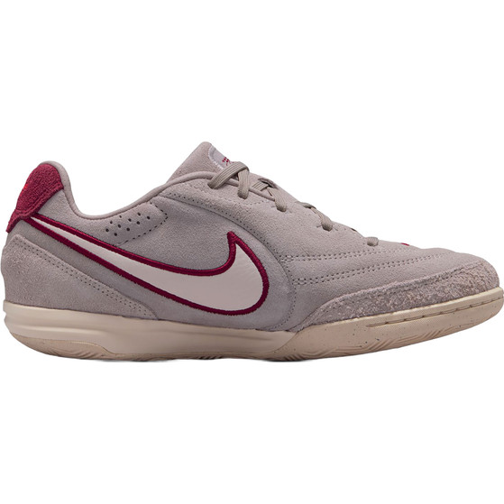 Nike Tiempo Street Gato Barn