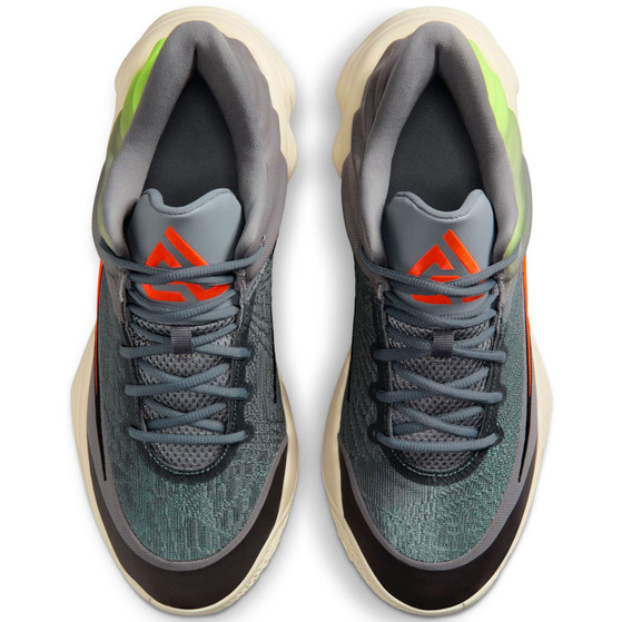 Nike Giannis Immortality 4