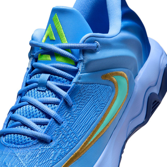 Nike Giannis Immortality 4