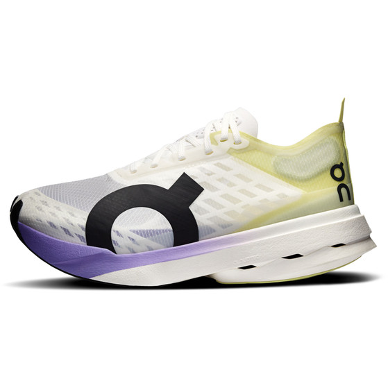 On Cloudboom Strike Dam