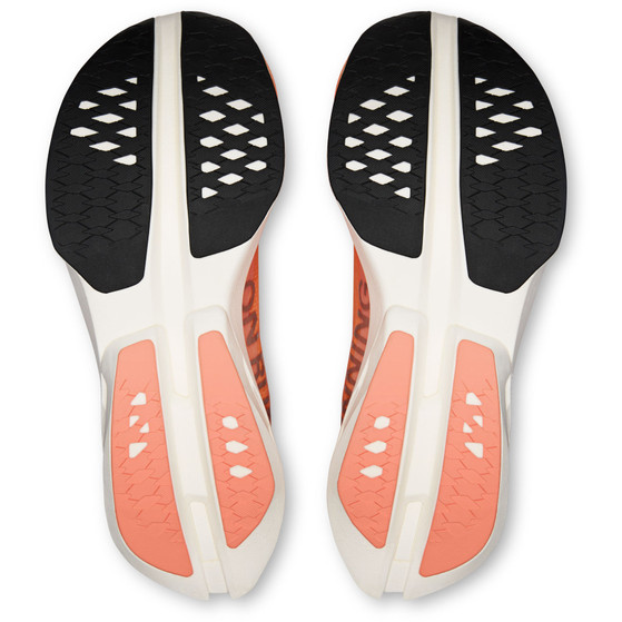 On Cloudboom Strike Dames