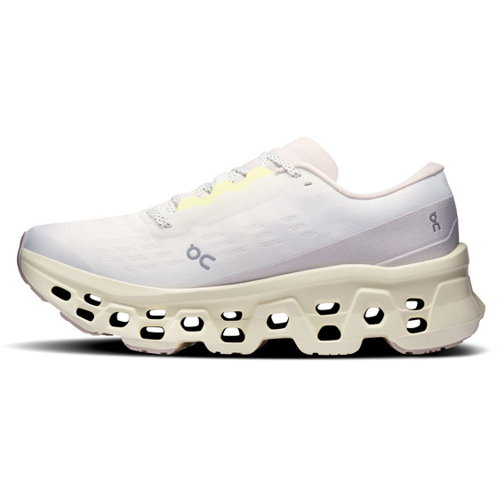 On Cloudmonster 3 Dam