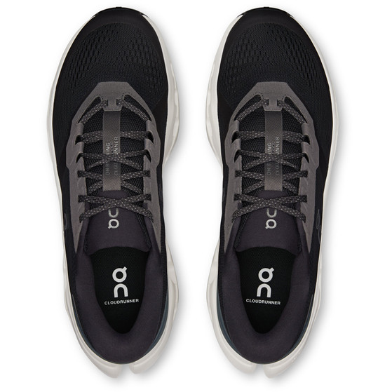 On Cloudrunner 3 Heren