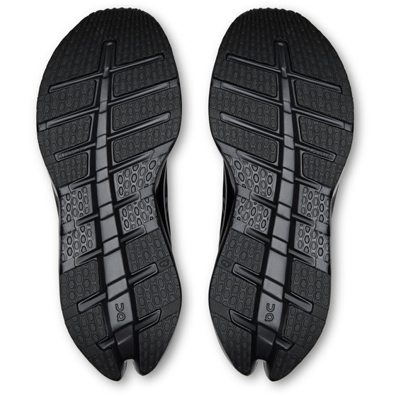 On Cloudrunner 3 Dam