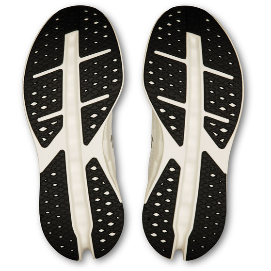 On Cloudsurfer Max Wide Dam