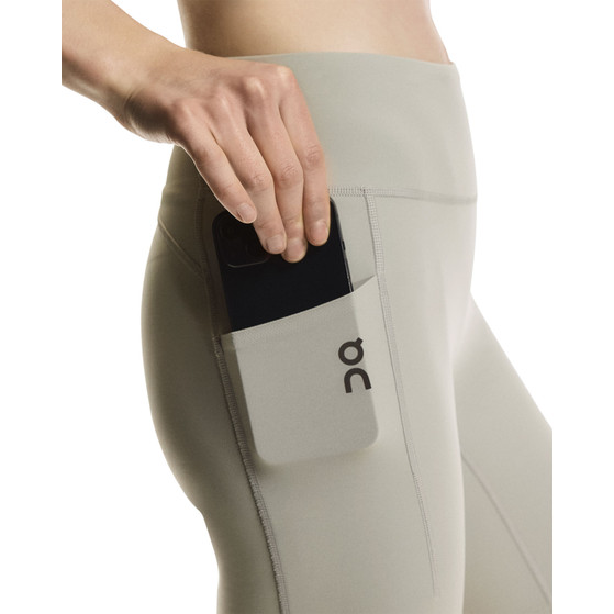 On 8" Performance Korta Tights Dam