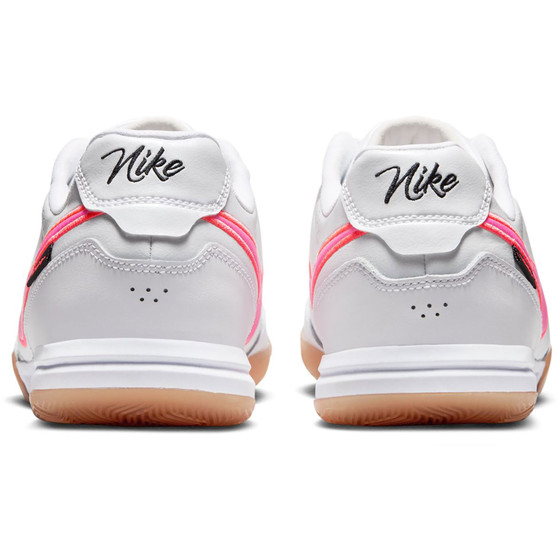 Nike Tiempo Street Gato