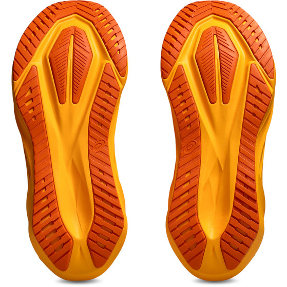 ASICS Novablast 5 Herren