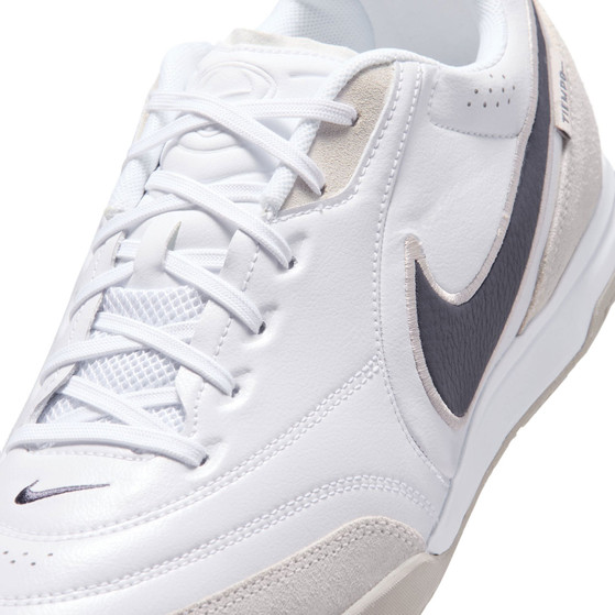 Nike Tiempo Street Gato