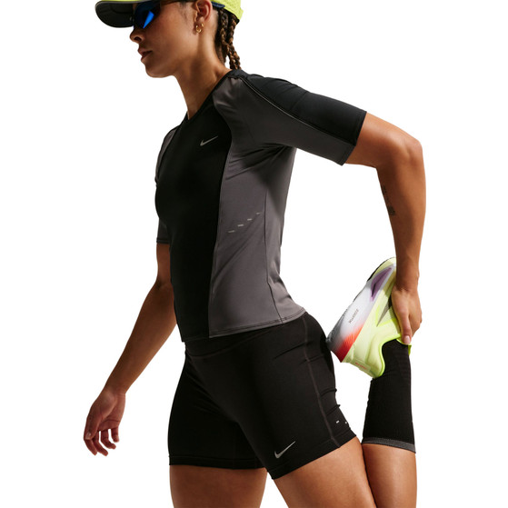Nike Dri-FIT Tempo High Rise Korte Legging Dames